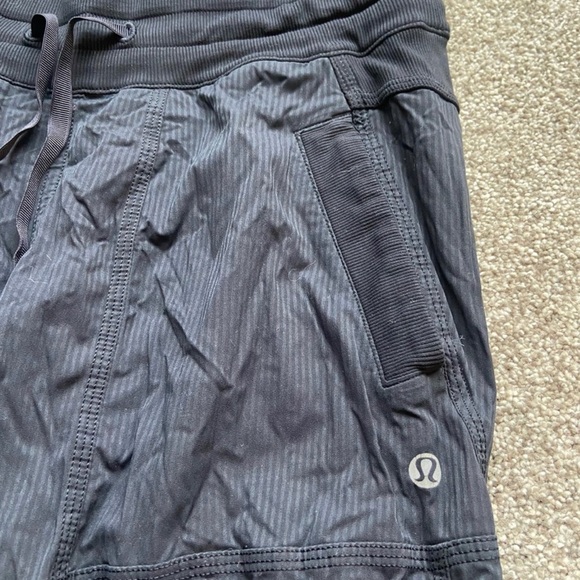 Lululemon Dance Studio Pants - Black Size 4 - Picture 2 of 10